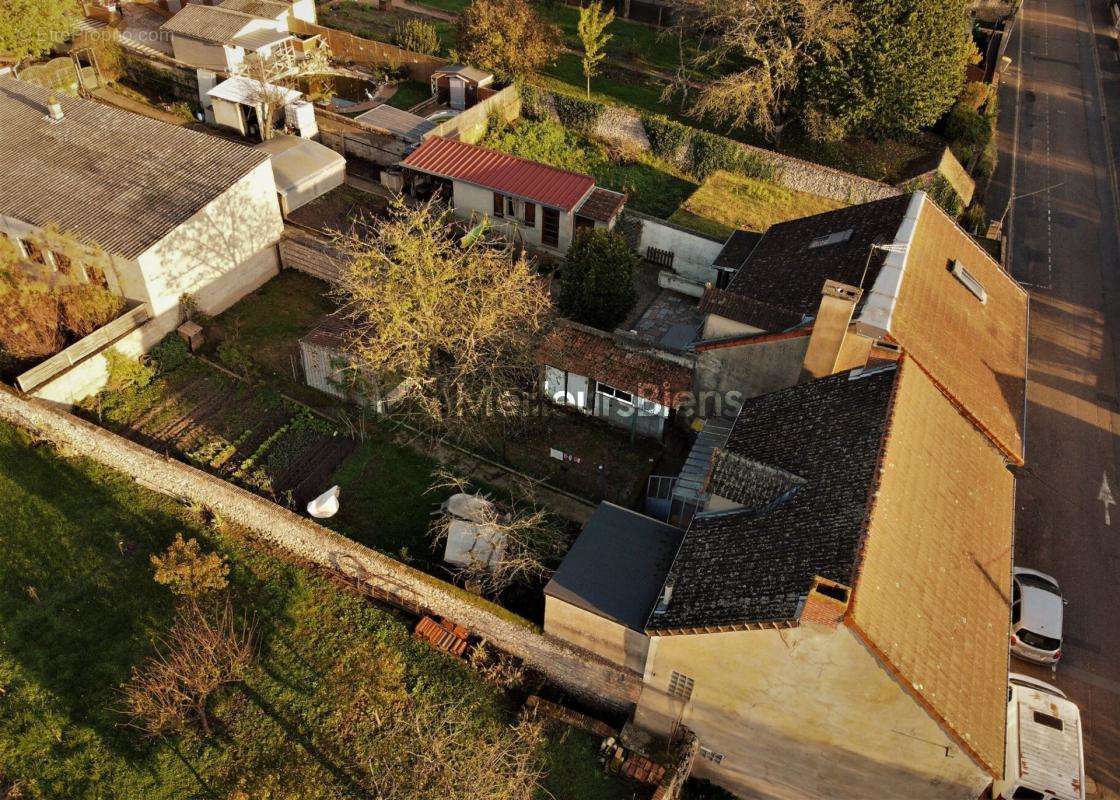 Appartement à VARENNES-SUR-ALLIER