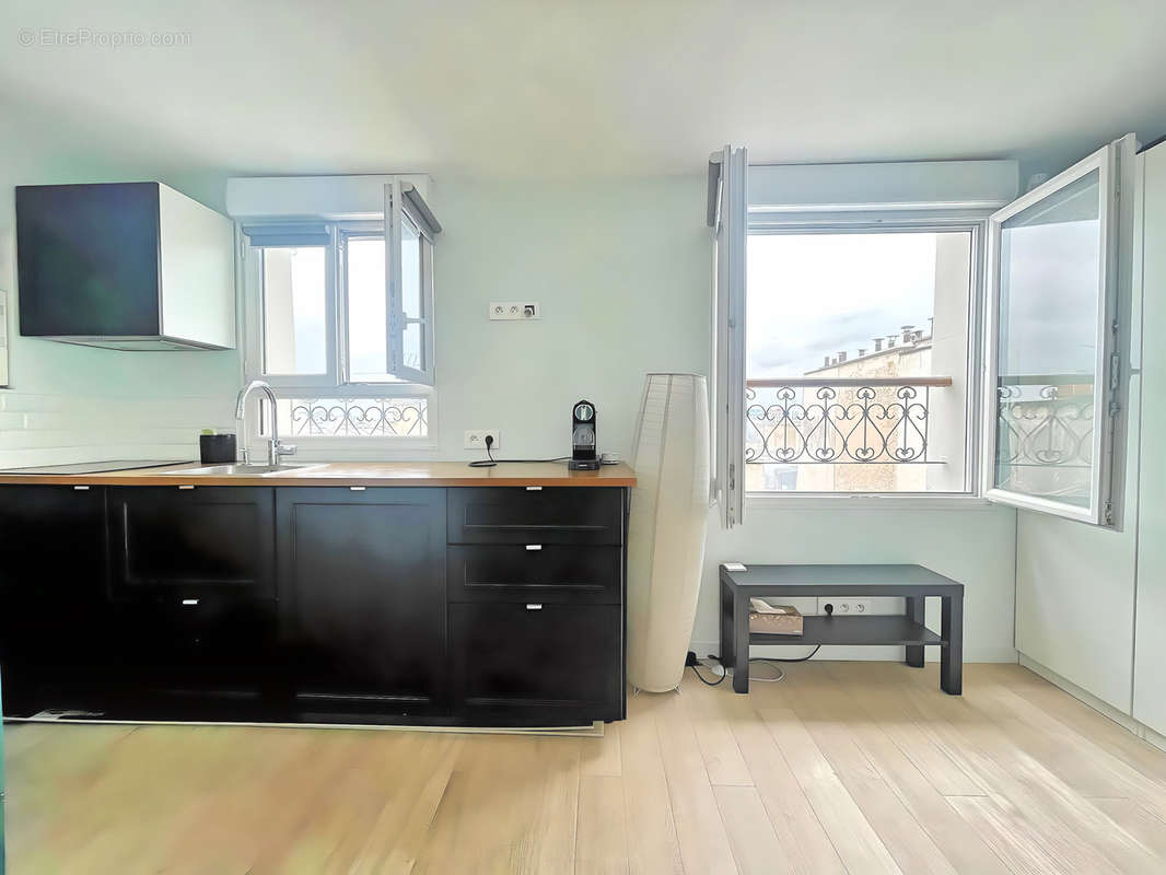 Appartement à PARIS-2E