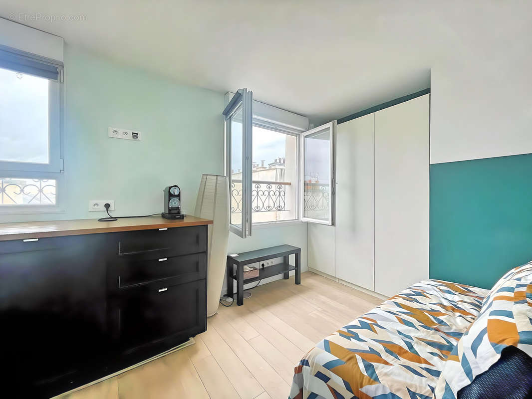 Appartement à PARIS-2E