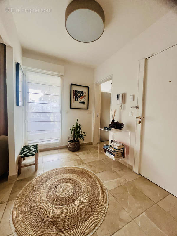 Appartement à MARSEILLE-8E