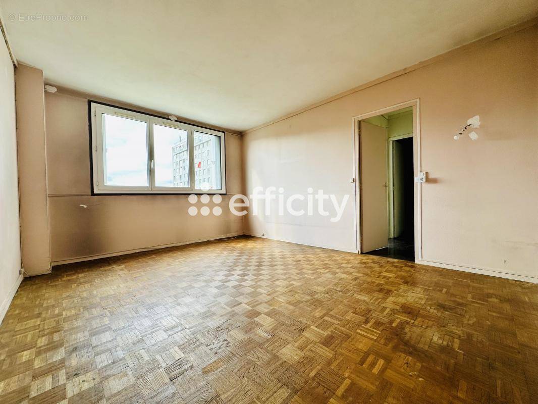 Appartement à PARIS-12E