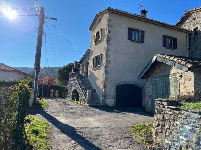 Maison à BRANOUX-LES-TAILLADES