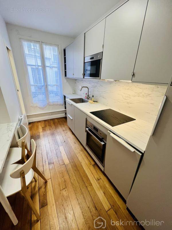 Appartement à PARIS-9E