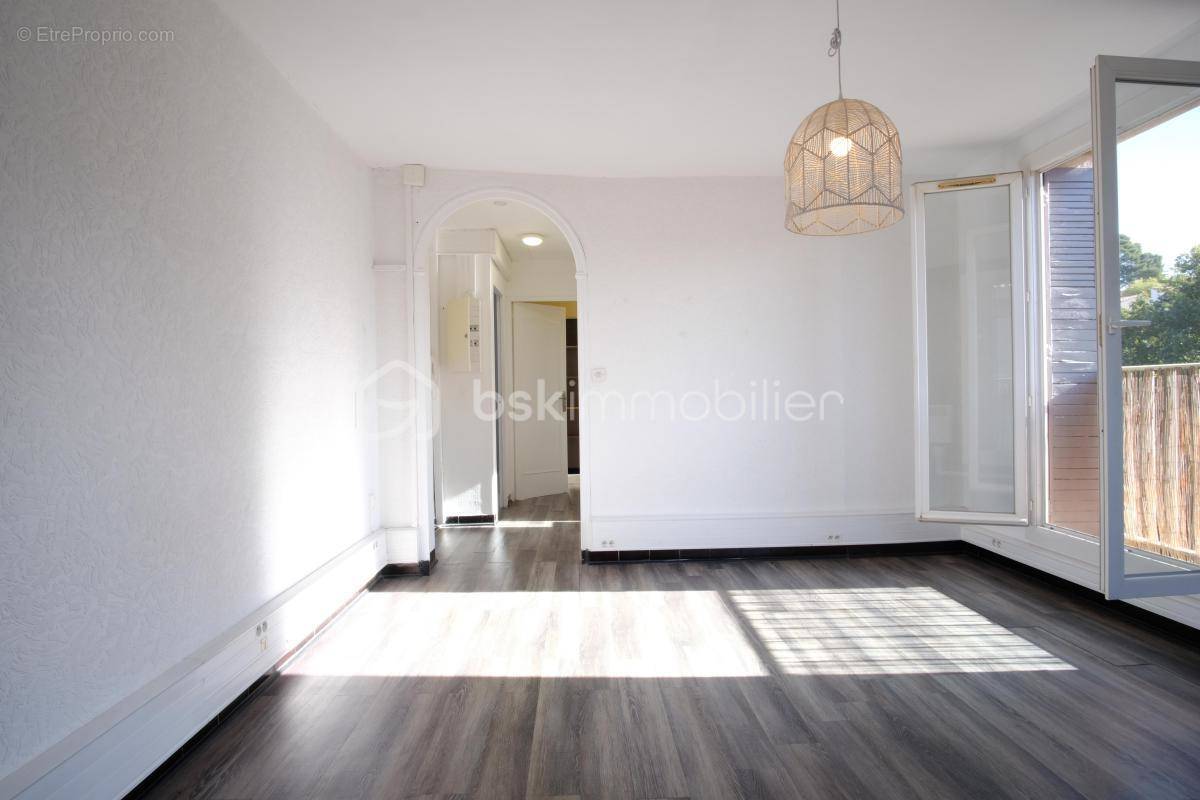 Appartement à AUBAGNE