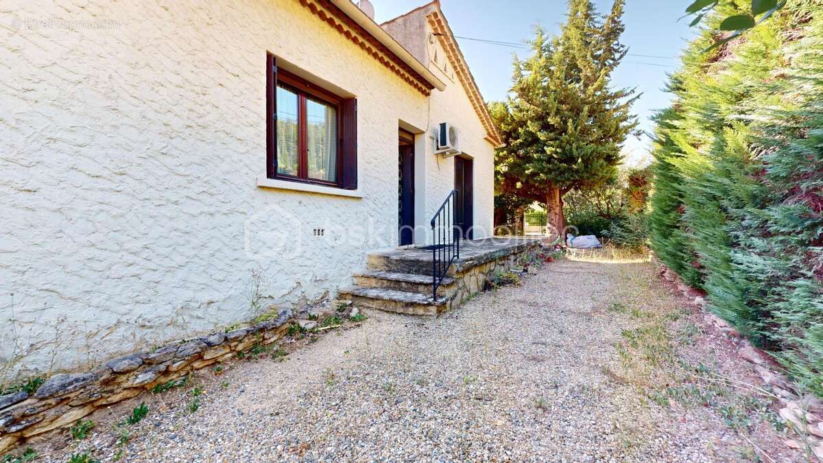 Maison à BAGNOLS-SUR-CEZE