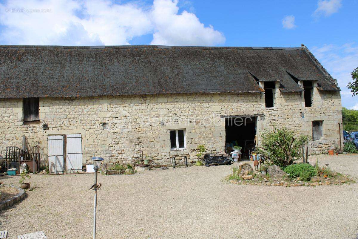 Maison à LA CHAPELLE-SUR-LOIRE