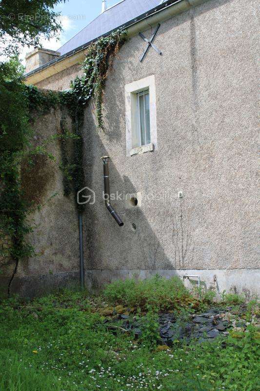 Maison à LA CHAPELLE-SUR-LOIRE