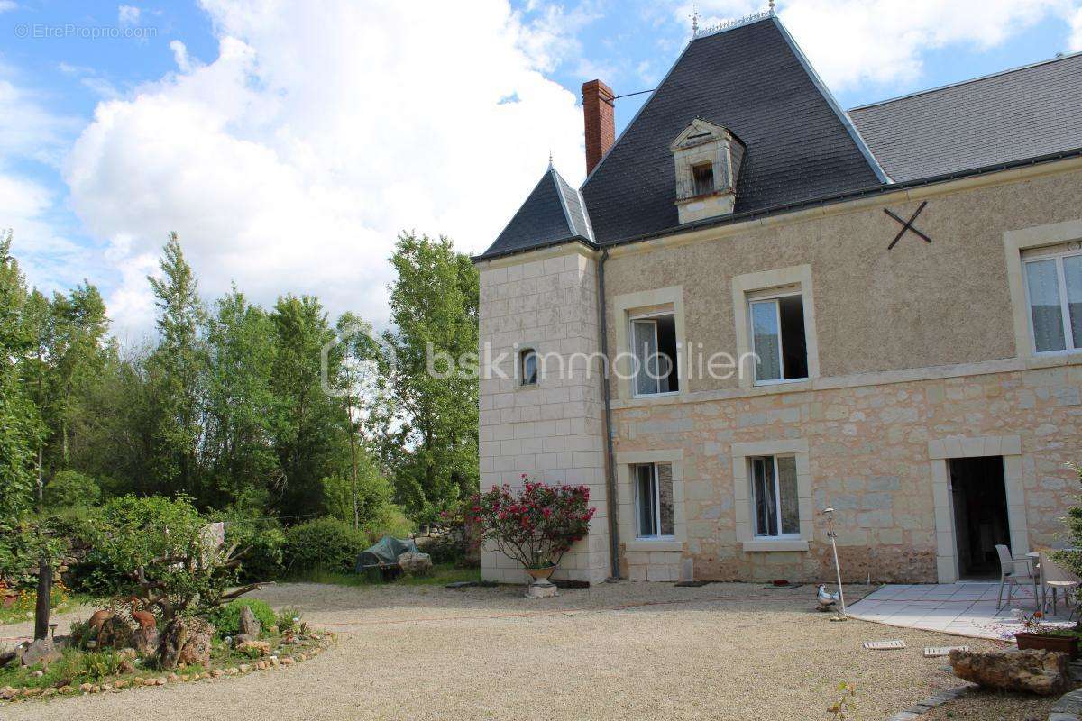 Maison à LA CHAPELLE-SUR-LOIRE