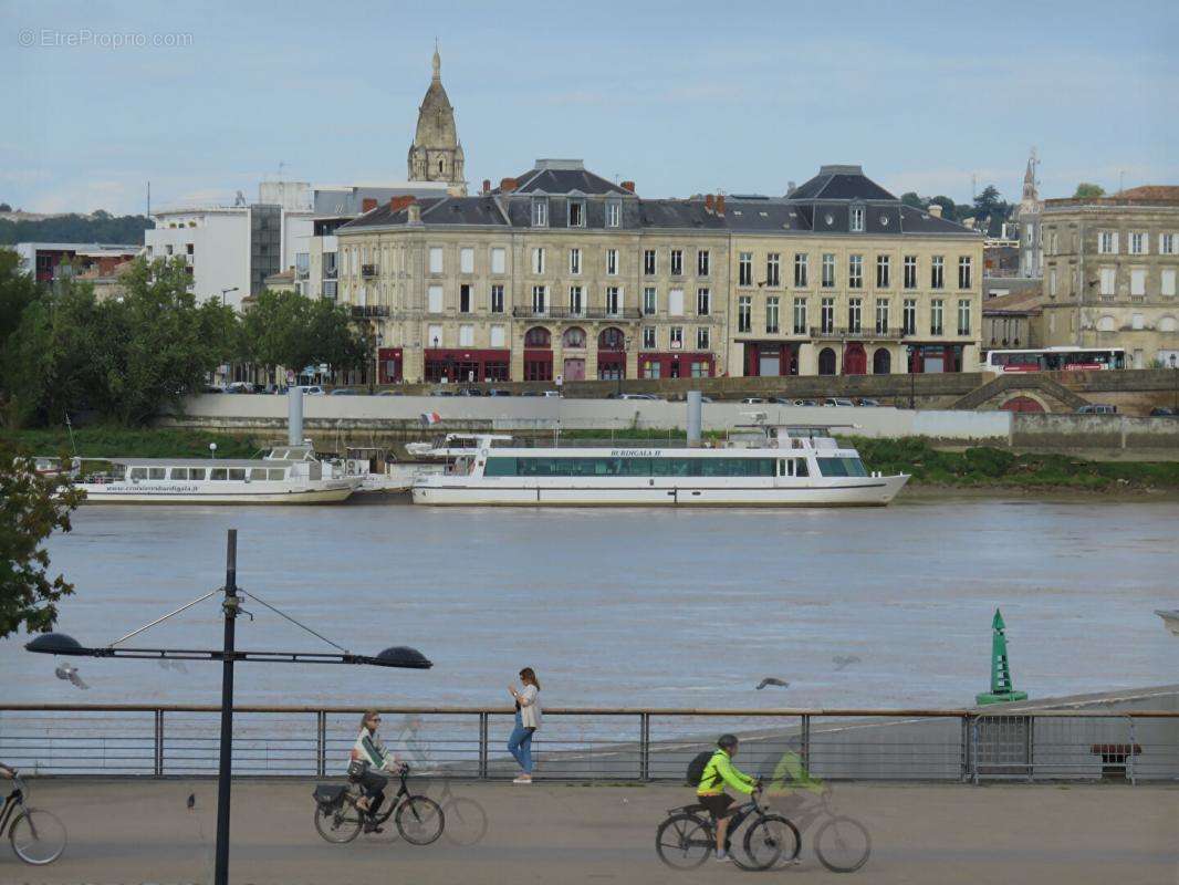 Appartement à BORDEAUX