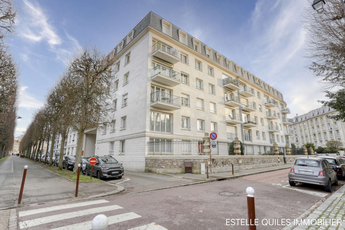 Appartement à VERSAILLES