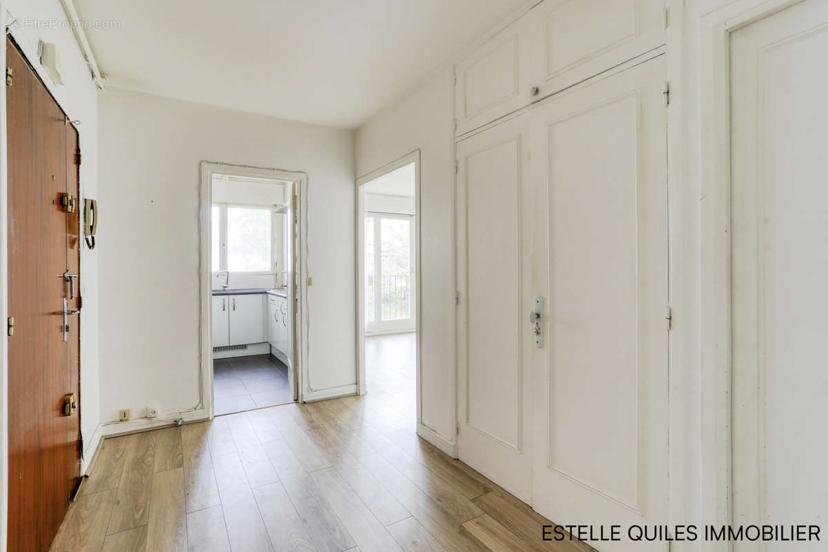 Appartement à VERSAILLES