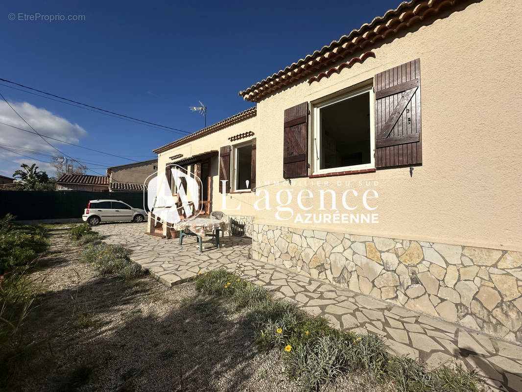 Maison à CAGNES-SUR-MER