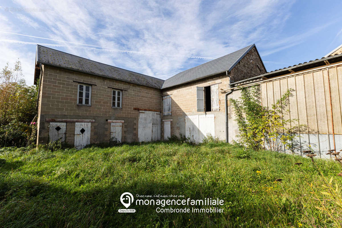 Maison à SAINT-GERVAIS-D&#039;AUVERGNE