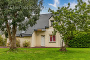 Maison à SAINT-MELOIR-DES-ONDES