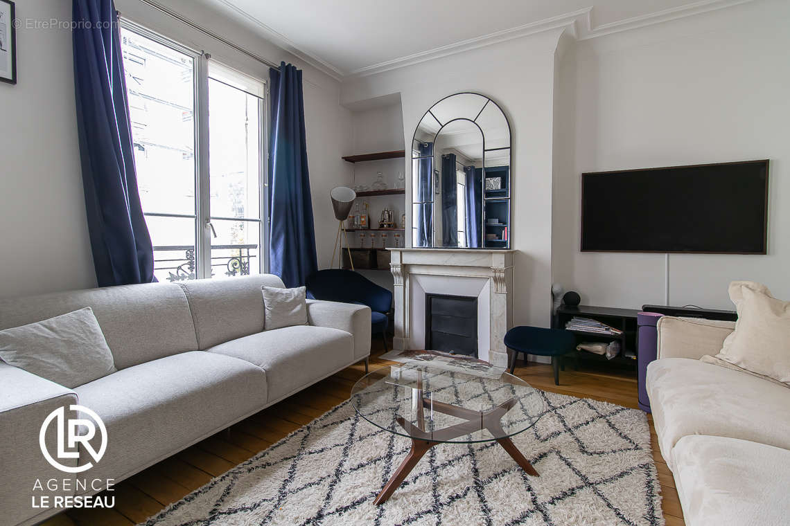 Appartement à NEUILLY-SUR-SEINE