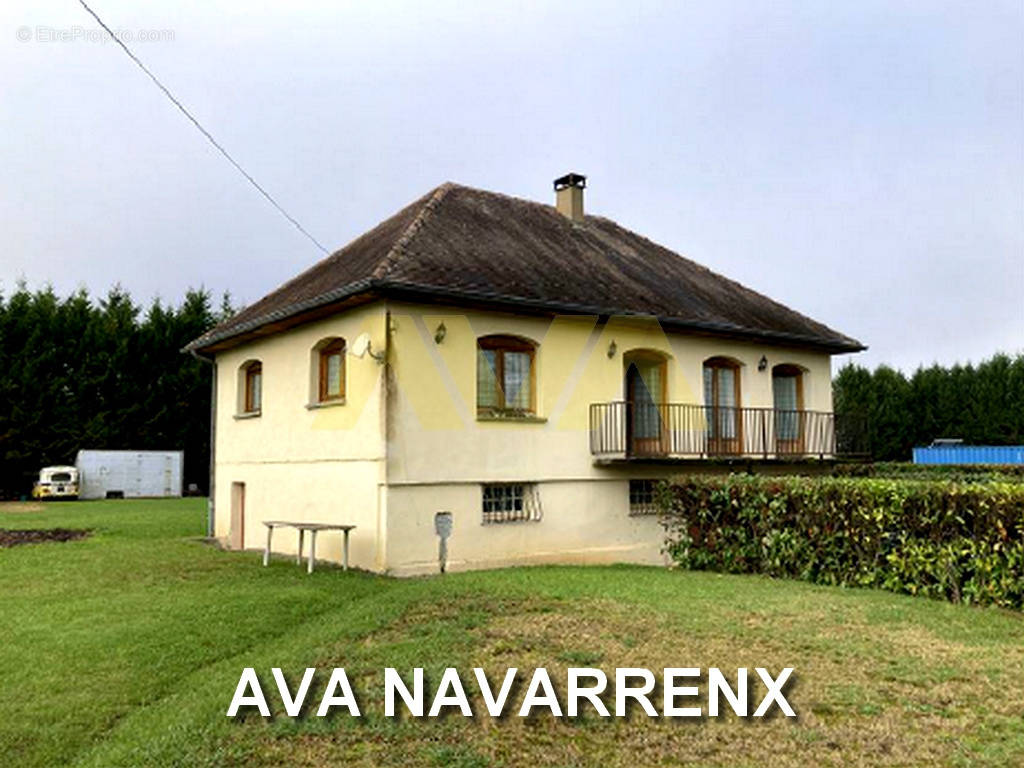 Maison à NAVARRENX