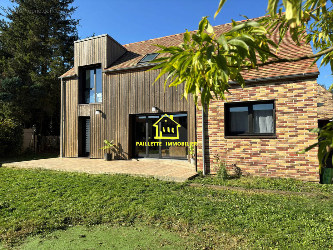 Maison à SAINT-ROMAIN-DE-COLBOSC