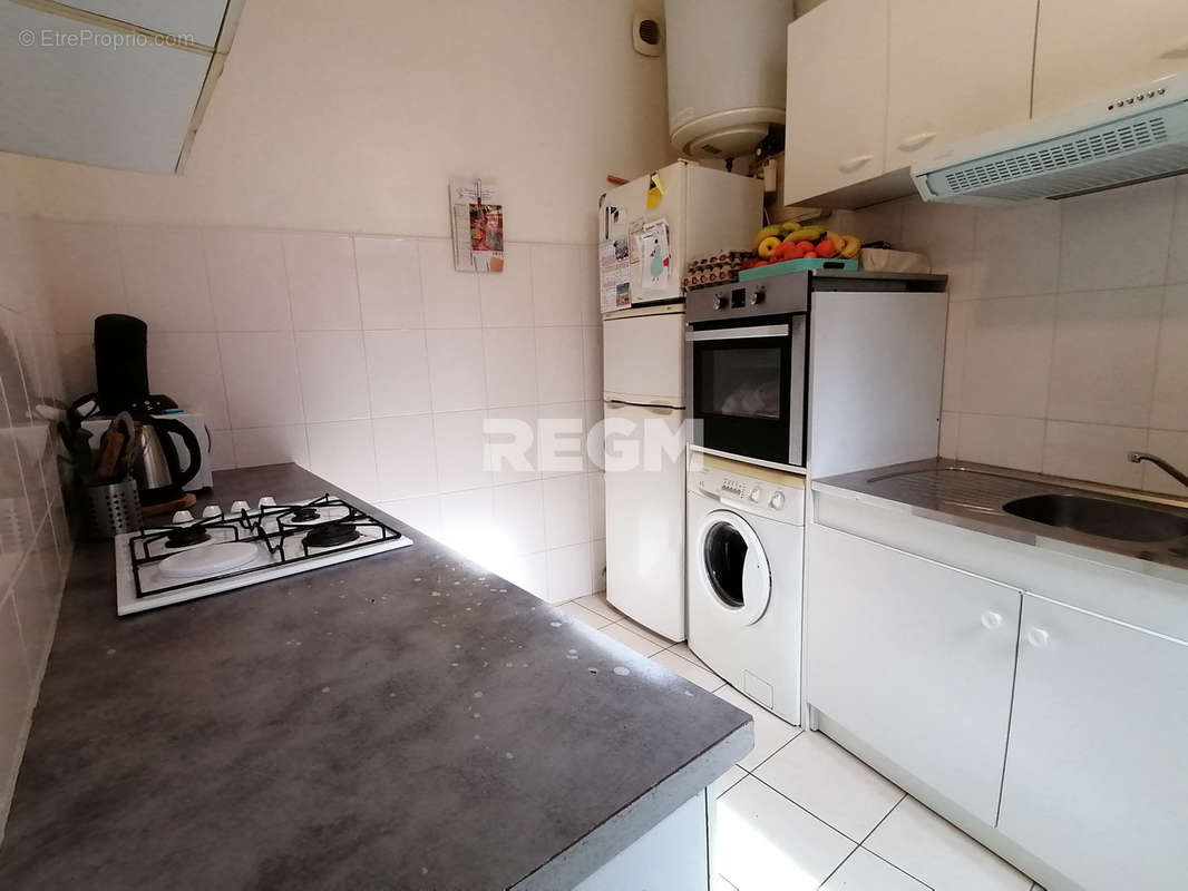 Appartement à MARSEILLE-11E