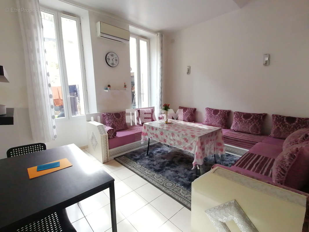 Appartement à MARSEILLE-11E