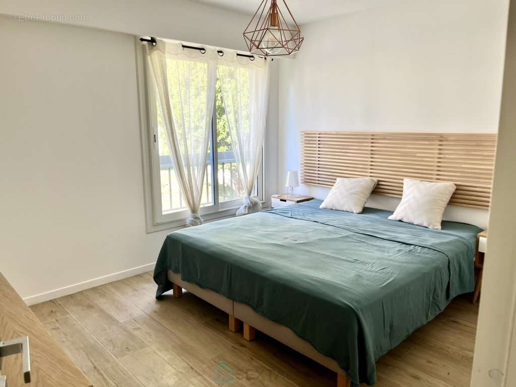 Appartement à VILLENEUVE-LOUBET