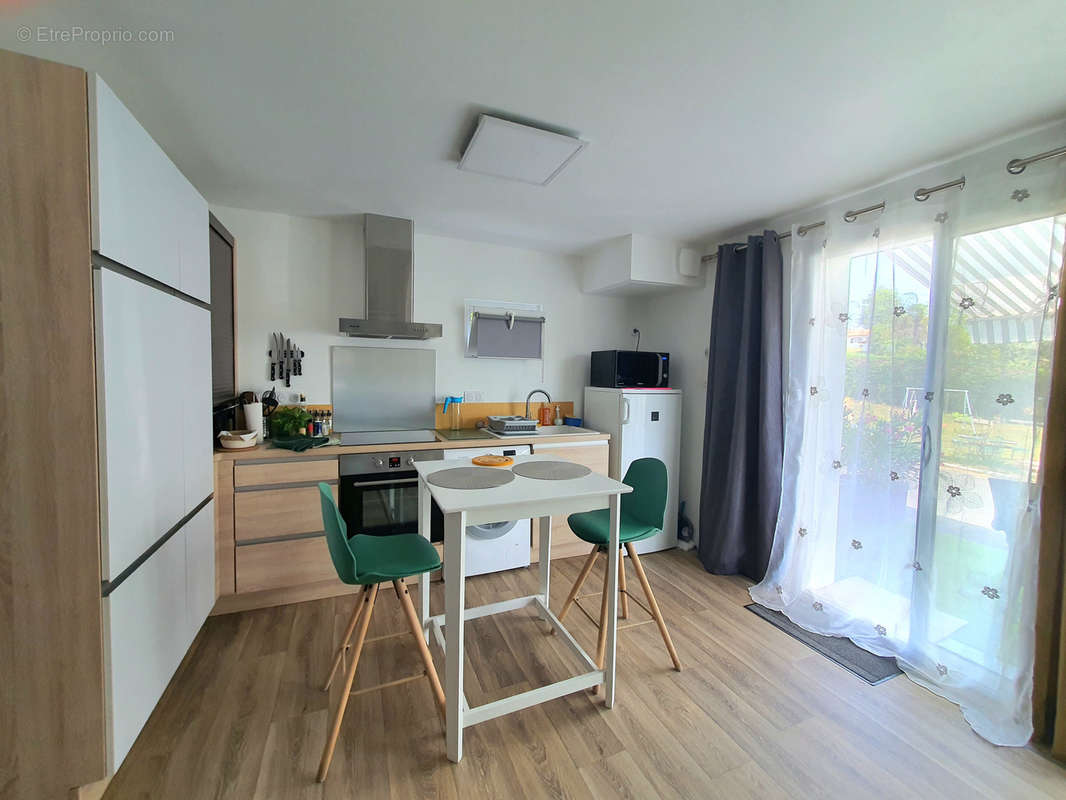 Appartement à VILLEFRANQUE