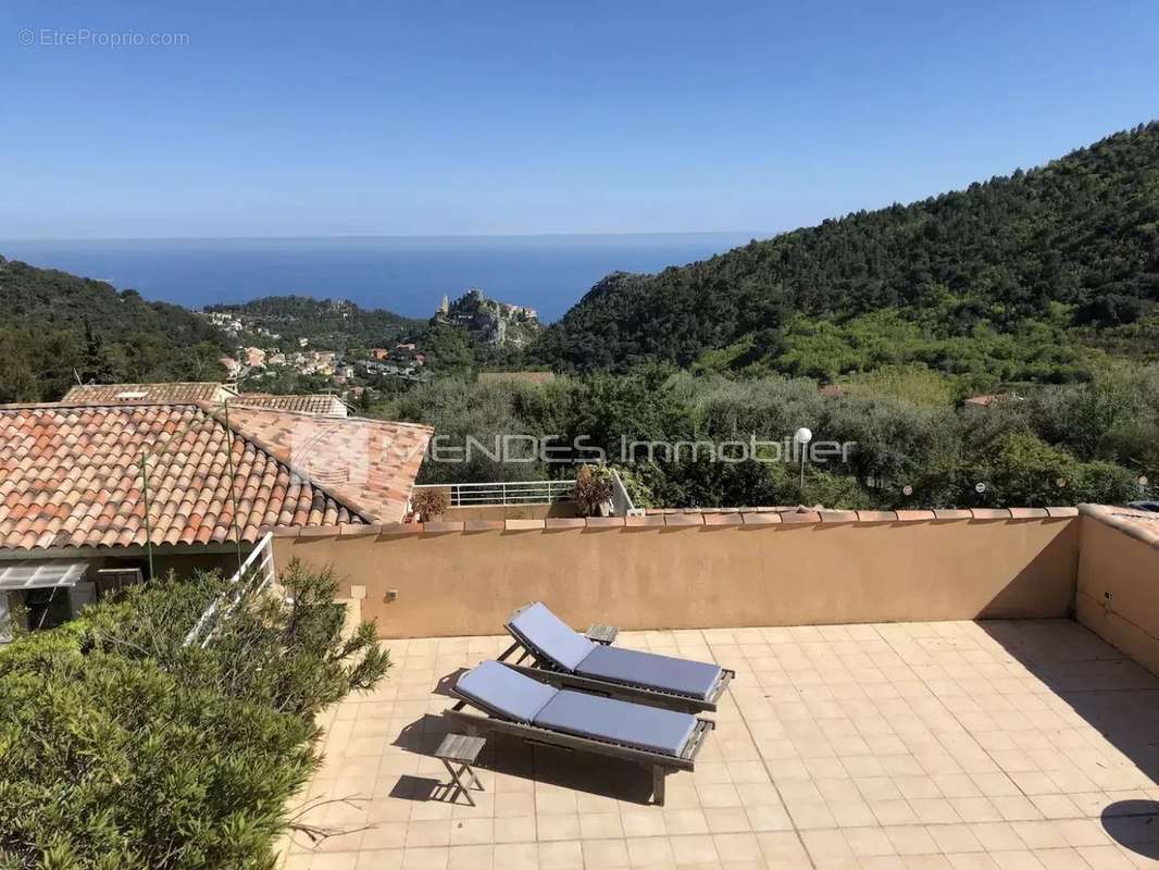 Appartement à EZE