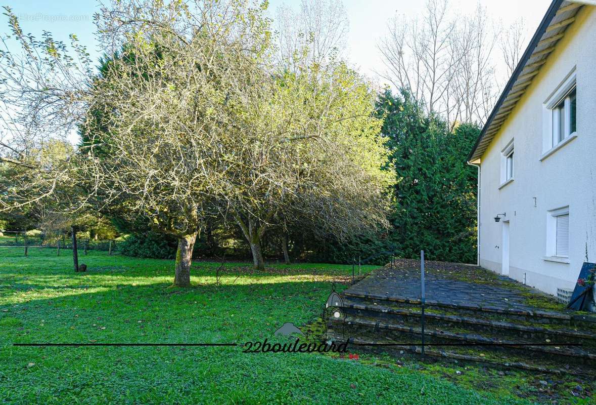 Maison à COUZEIX