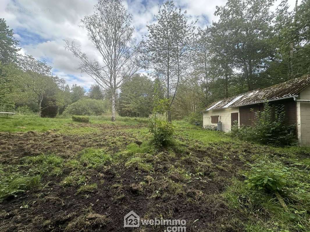 Vous apprécierez également ... - Terrain à MERLIEUX-ET-FOUQUEROLLES