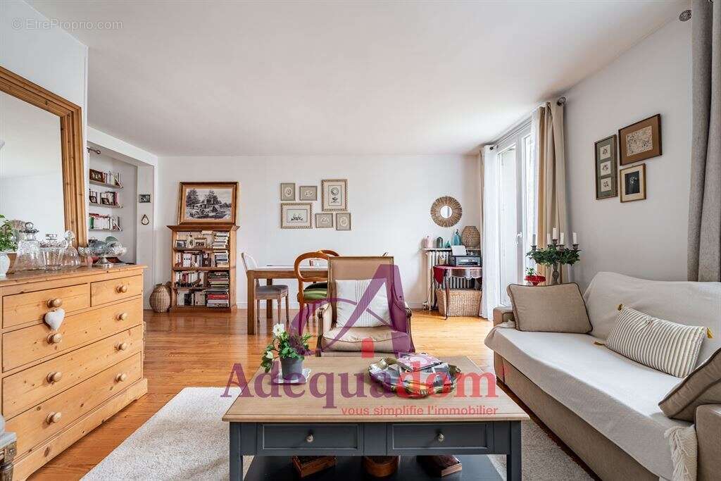 Appartement à BOIS-COLOMBES