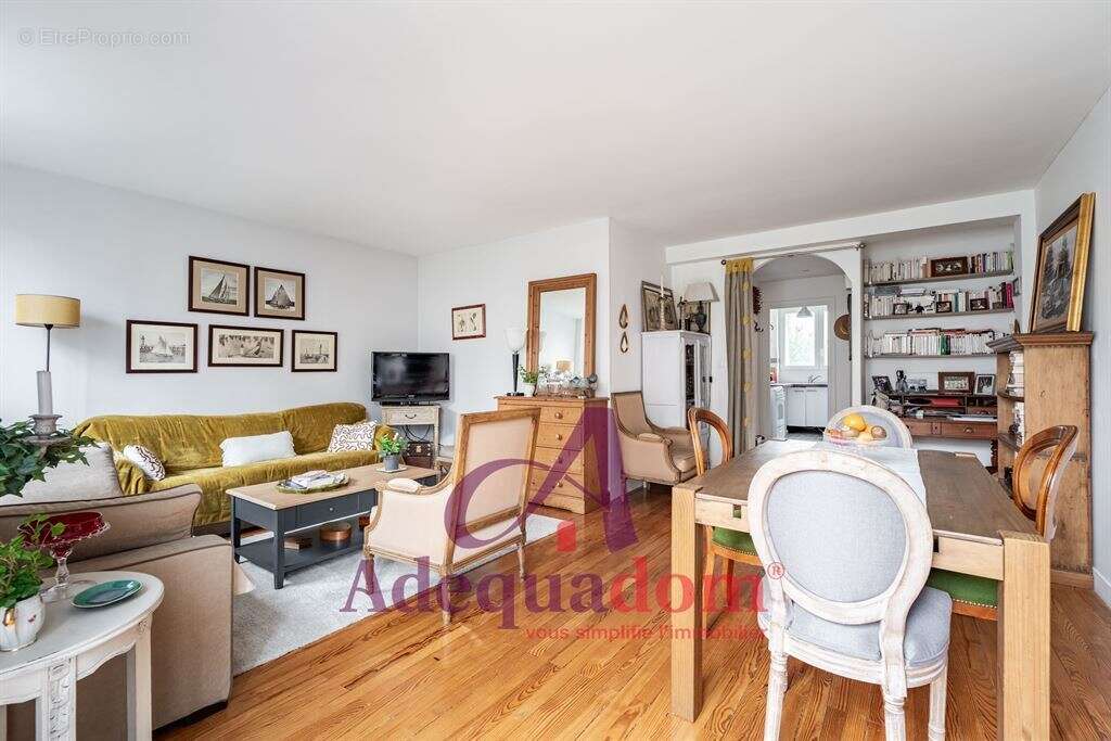 Appartement à BOIS-COLOMBES