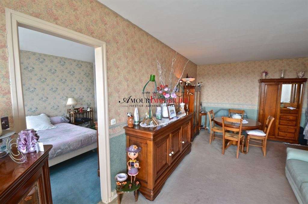 Appartement à COLOMBES