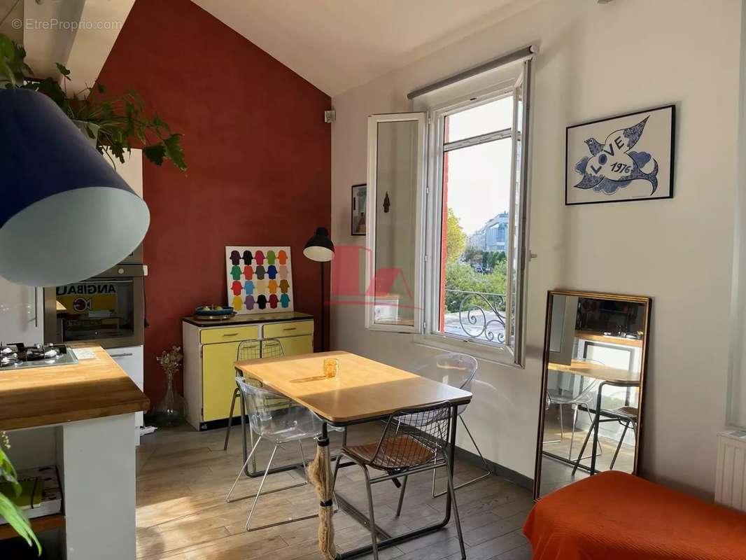 Appartement à ISSY-LES-MOULINEAUX