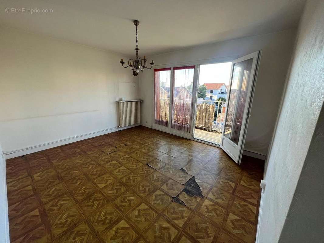   - Appartement à TOULOUSE