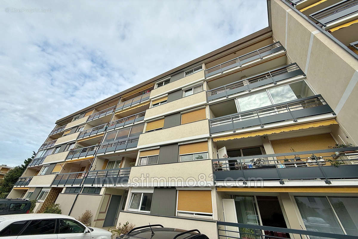 Appartement à MARIGNANE