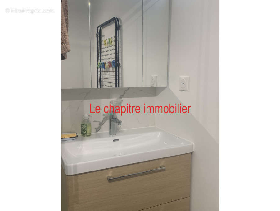 Appartement à PARIS-19E