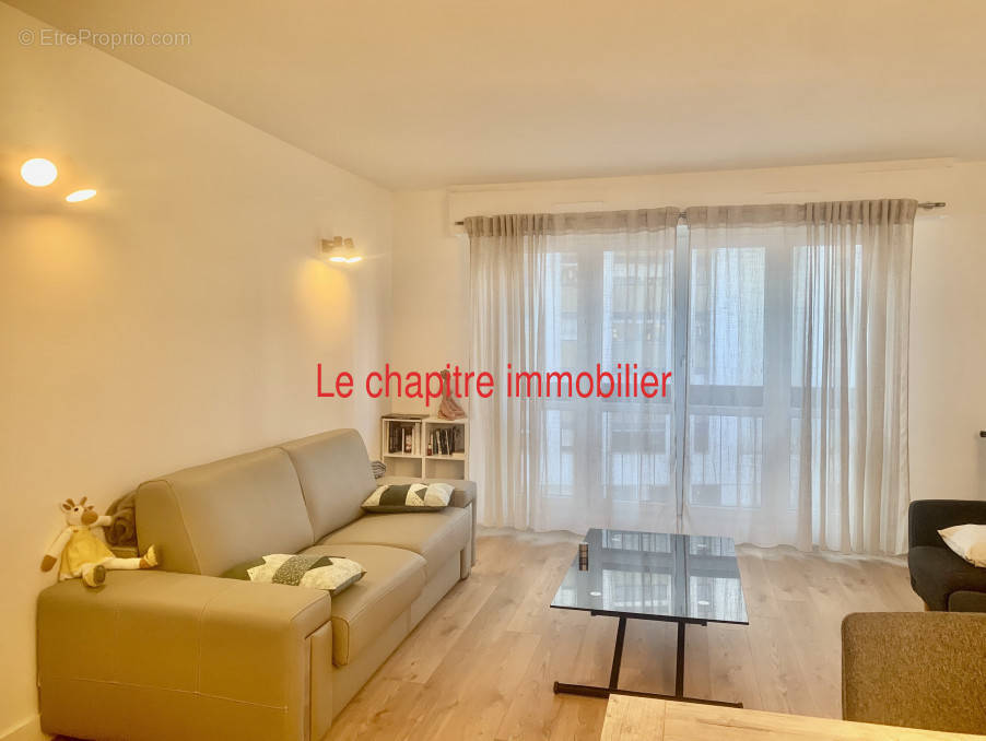 Appartement à PARIS-19E