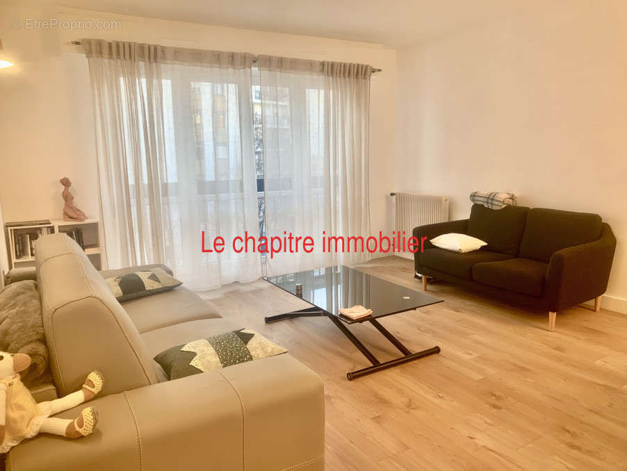 Appartement à PARIS-19E