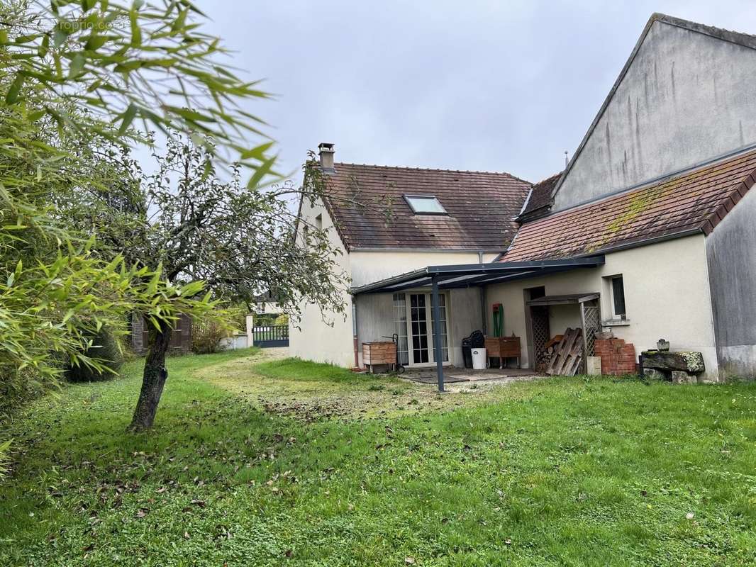 Maison à SAINT-GEORGES-SUR-BAULCHE