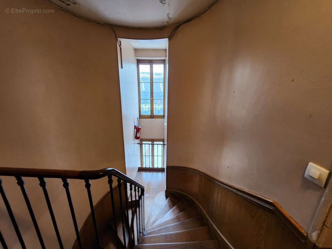 Appartement à PARIS-19E