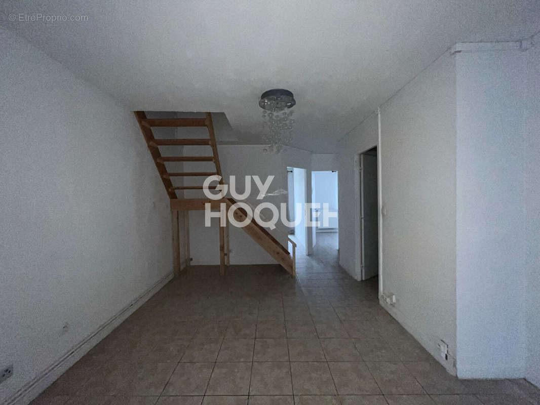 Appartement à GIVORS