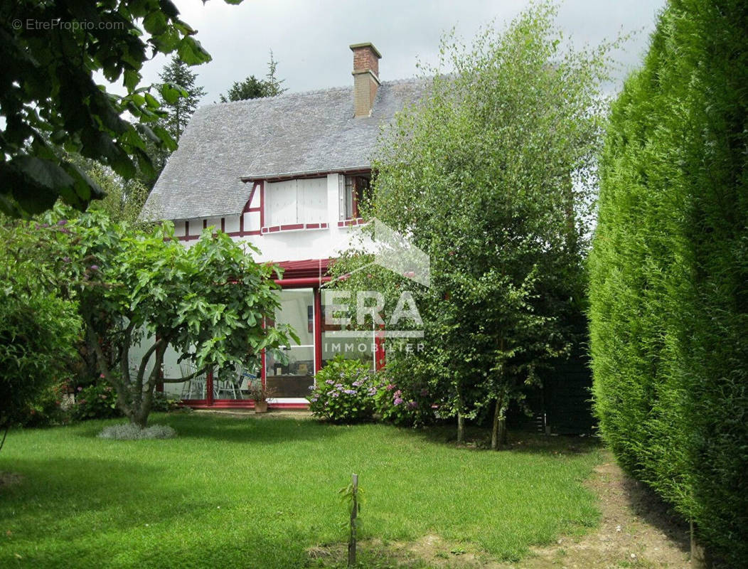 Maison à ETRELLES