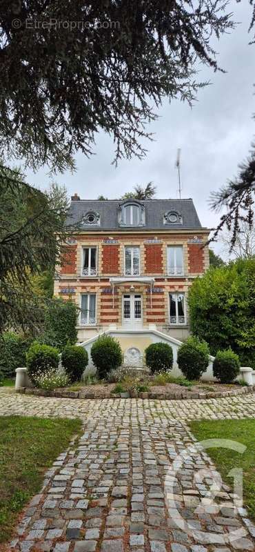 Maison à CHAUMONT-EN-VEXIN