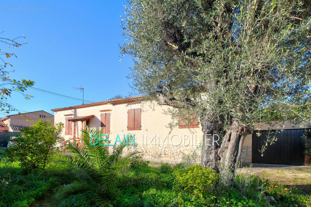 Maison à CAGNES-SUR-MER