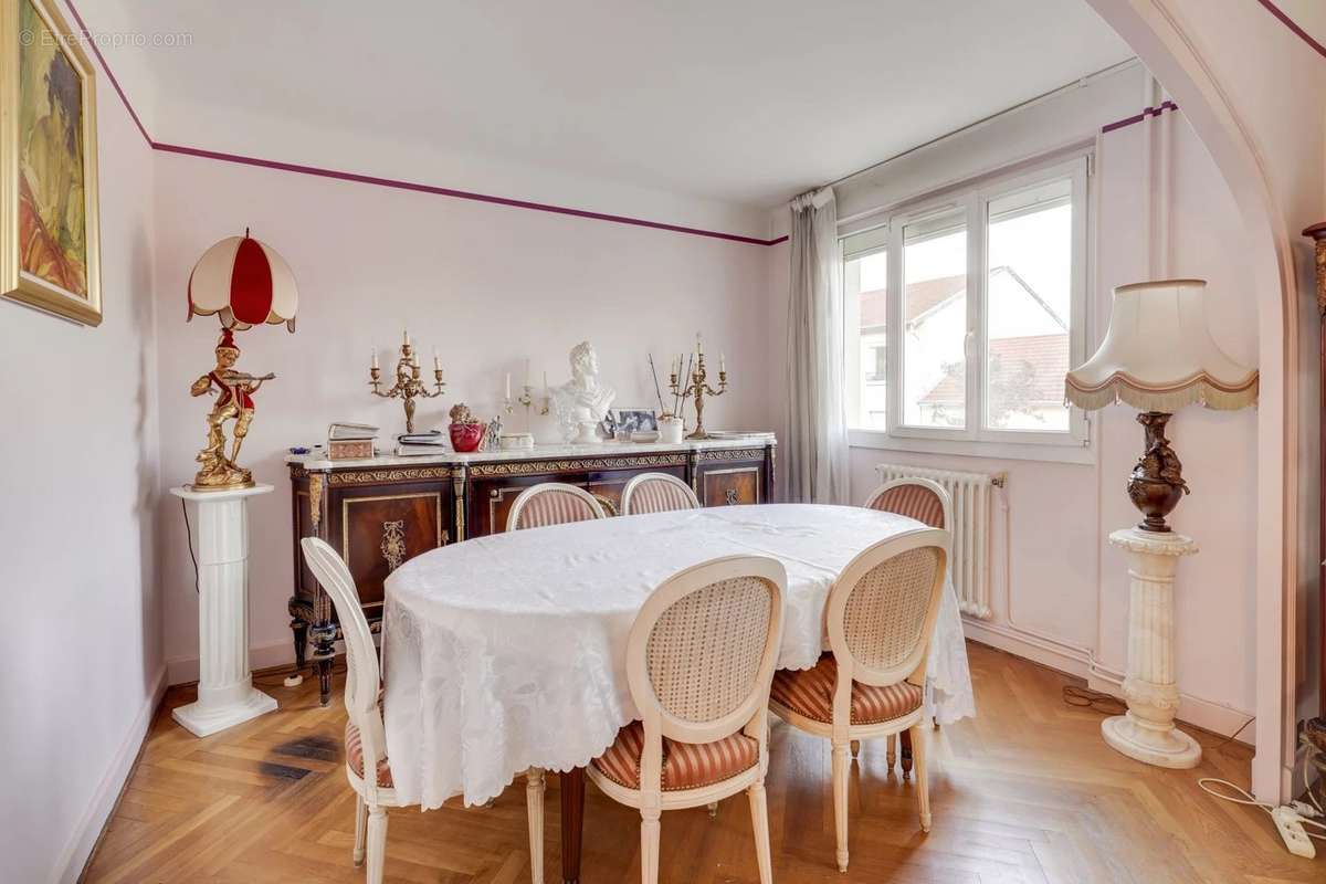 Appartement à OULLINS