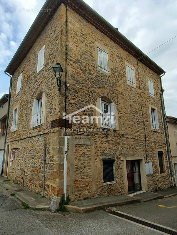 Maison à SAINT-PAUL-LE-JEUNE