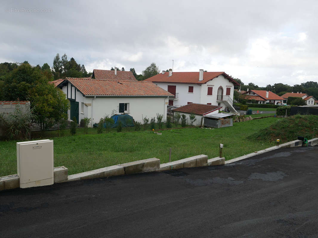 Terrain à ARCANGUES