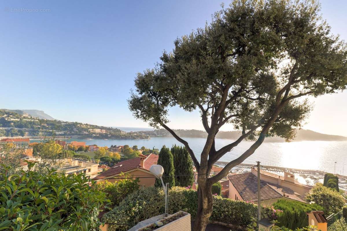 Appartement à VILLEFRANCHE-SUR-MER