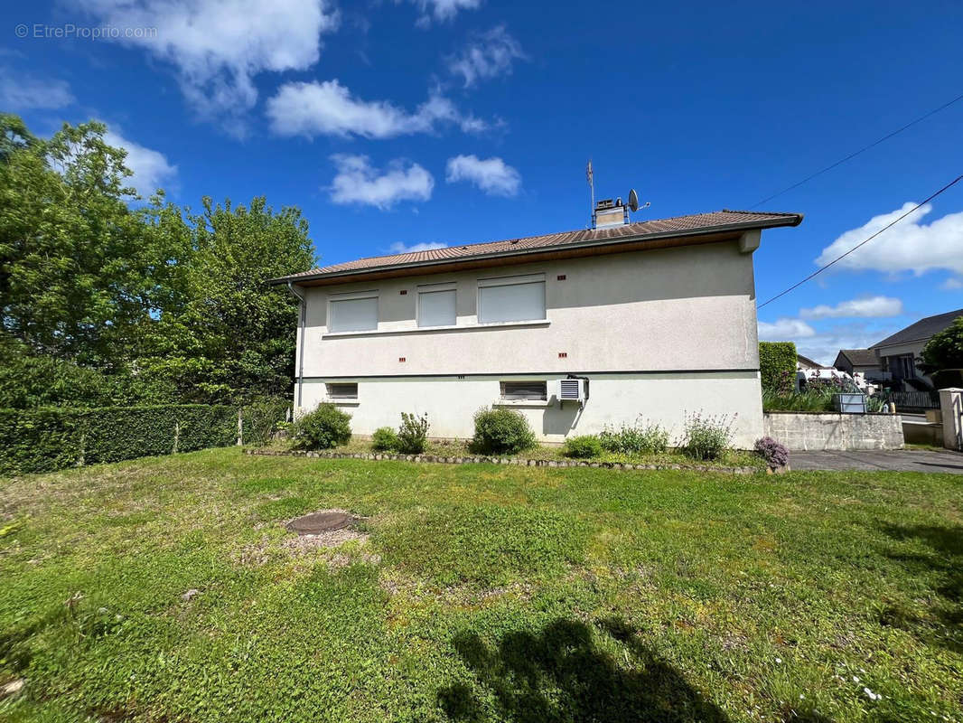 Maison à ETANG-SUR-ARROUX