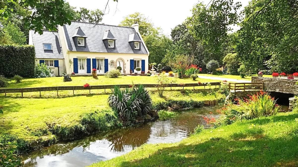 Maison à BOURG-BLANC