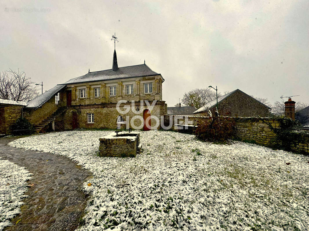 Maison à ESCRENNES